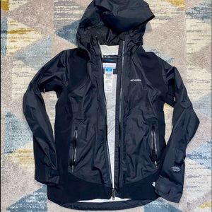 Columbia Rain coat